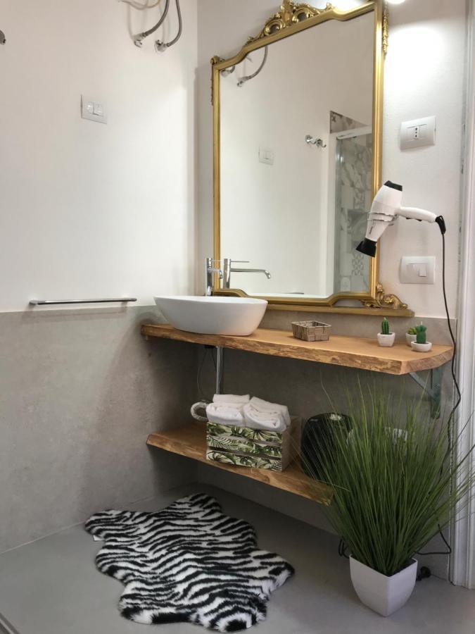 Palazzo Pilo Bed & Breakfast Sassari Dış mekan fotoğraf
