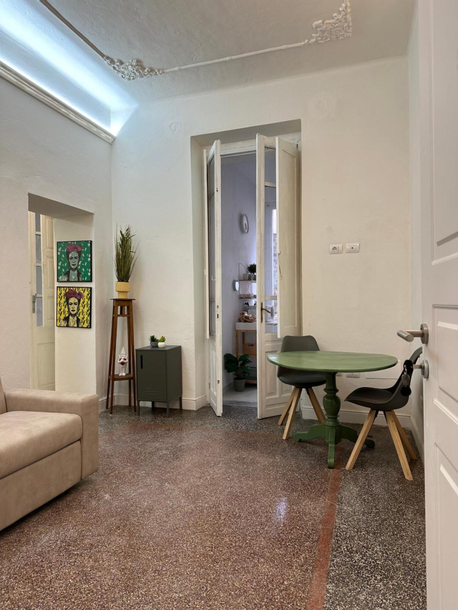 Palazzo Pilo Bed & Breakfast Sassari Dış mekan fotoğraf